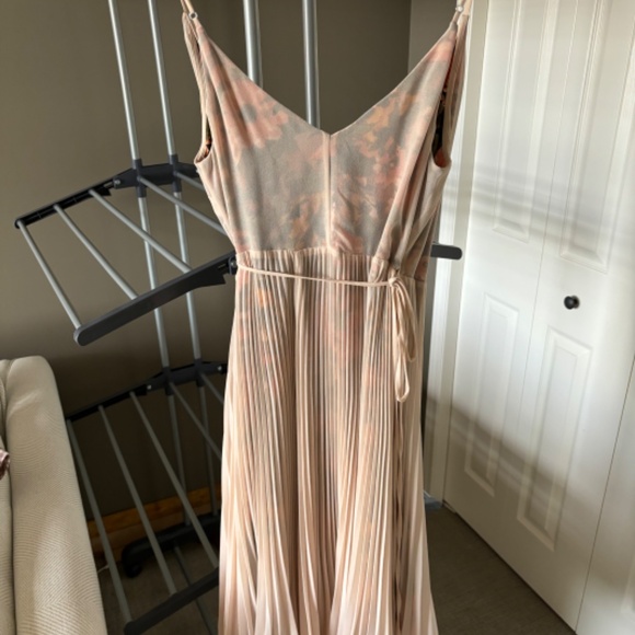 Aritzia Wilfred Beaune Midi Dress - Picture 3 of 6